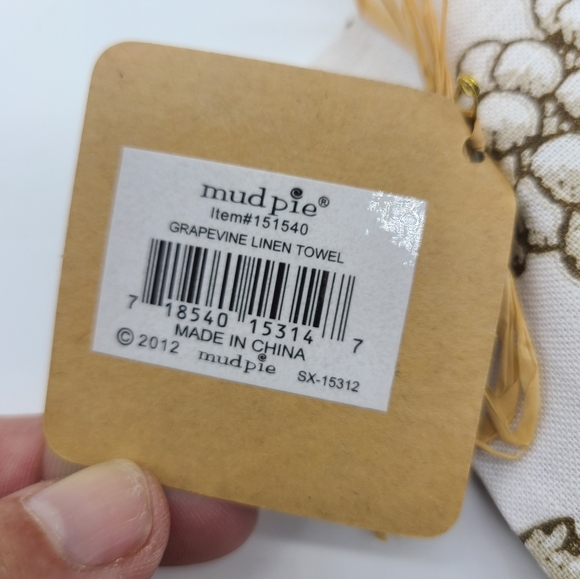 Mud Pie Grapevine Linen Towels - Picture 5 of 7